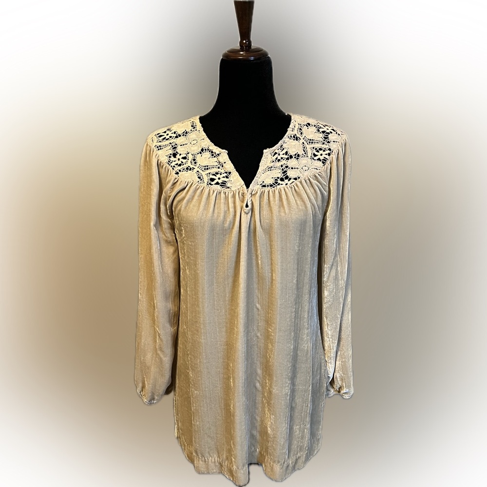 Soft Surroundings Velvet Cream Lace Detail Tunic size M